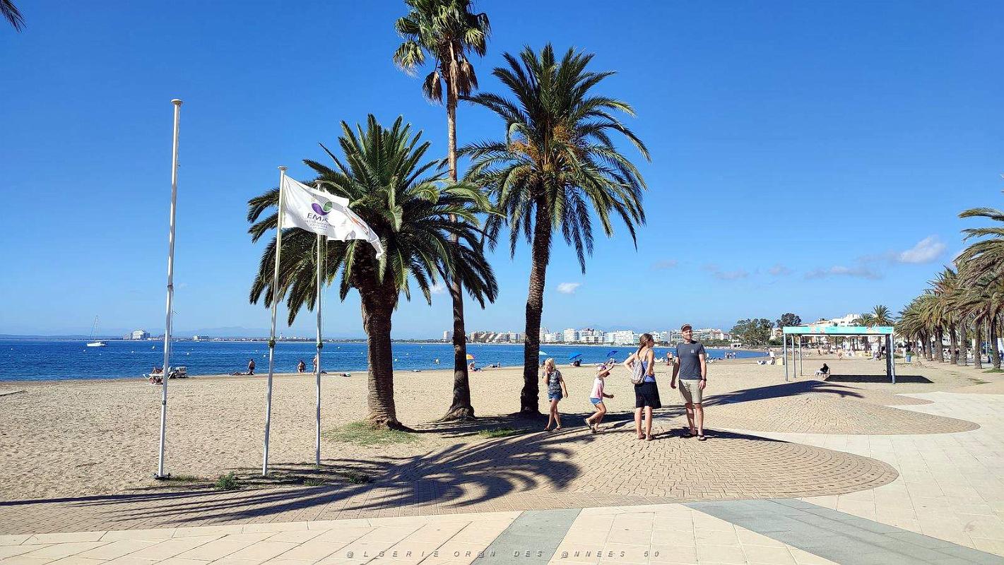 61 - Rosas - Paseo Maritime et Plage Nova.jpg